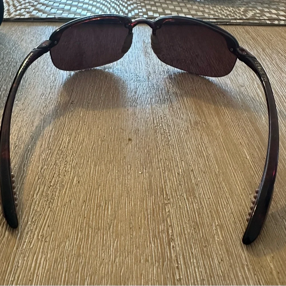 Stylish Brown Sunglasses - Picture 6 of 11